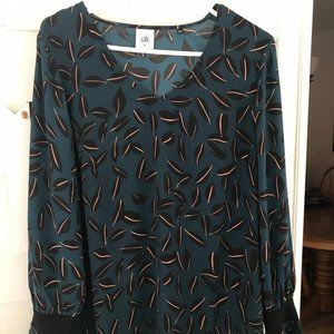 Women's stylish Cabi work shirt